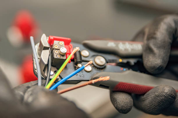 Best Affordable Emergency Electrician  in Rogersville, AL